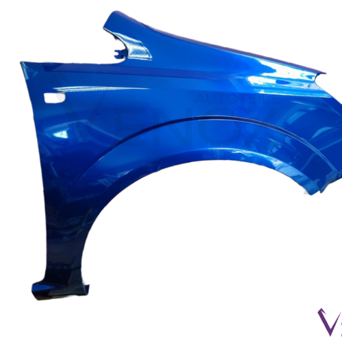 Pravé krídlo Opel Zafira B 2005-2011 Z21B